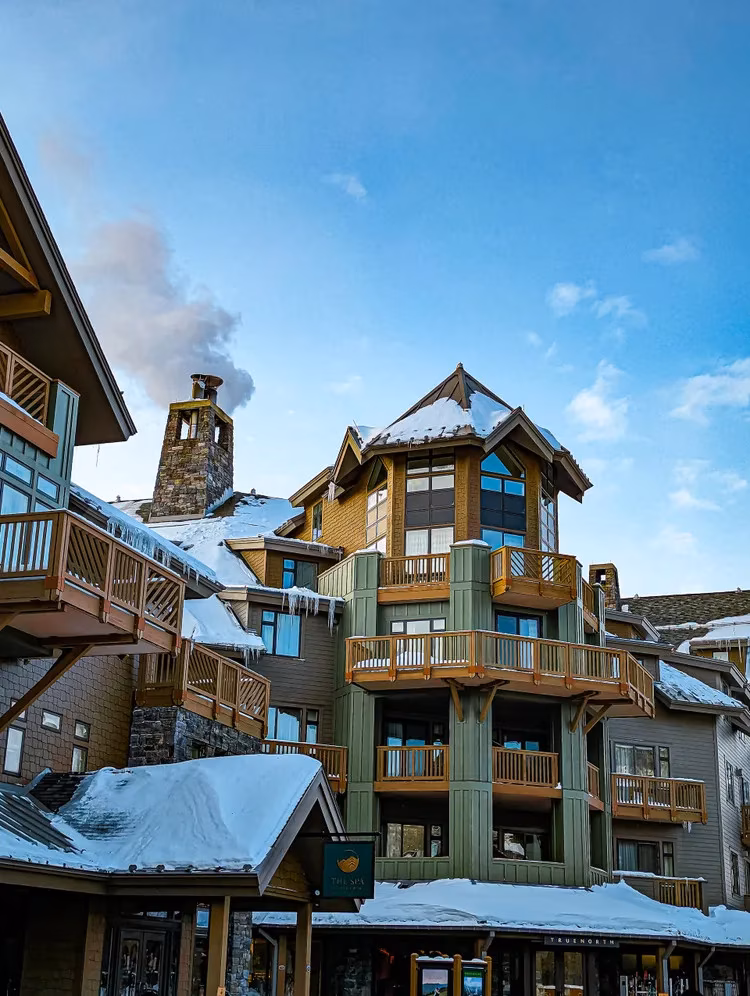 10-affordable-us-christmas-destinations-for-2026-that-won-t-break-the-bank-image-7